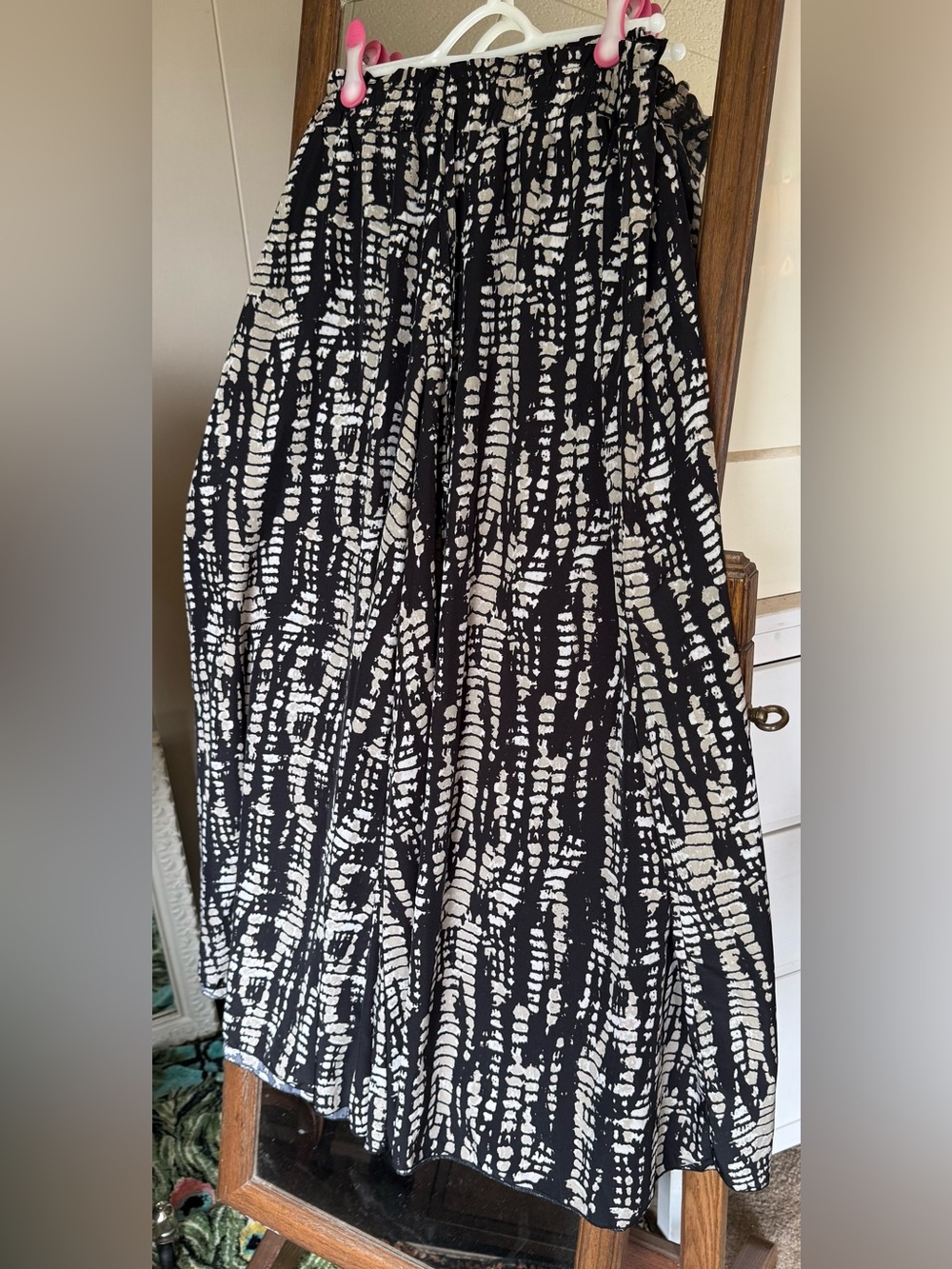 SHEIN Curve Black/Cream Wide leg Pants, Abstract Snakeskin Print, size 3XL